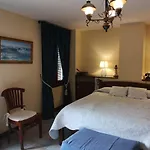 Hotel Triskel 2*